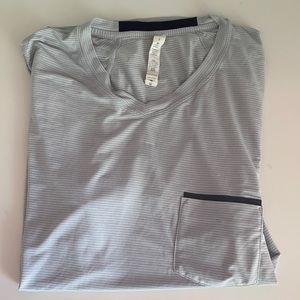 Lululemon workout shirt
